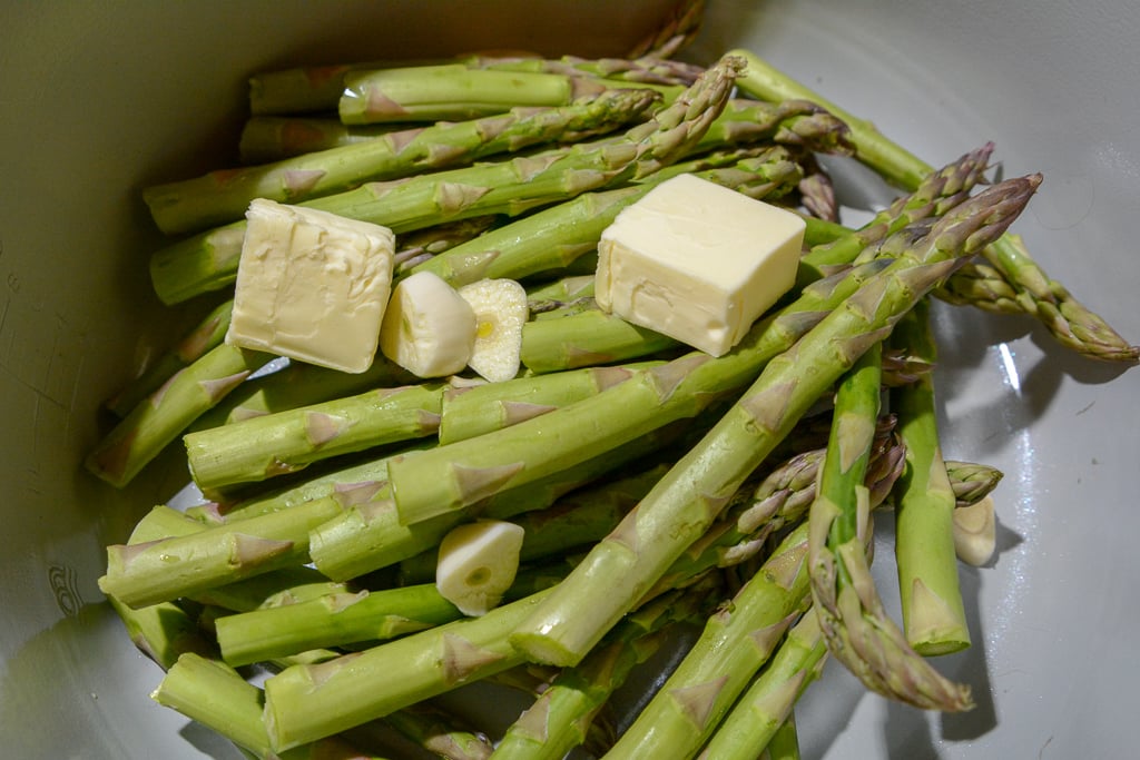 aspargus in bottom of instant pot