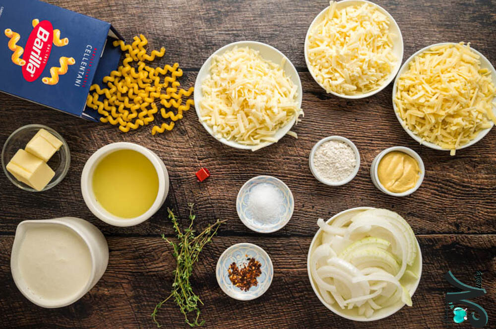 french-onion-mac-and-cheese-ingredients