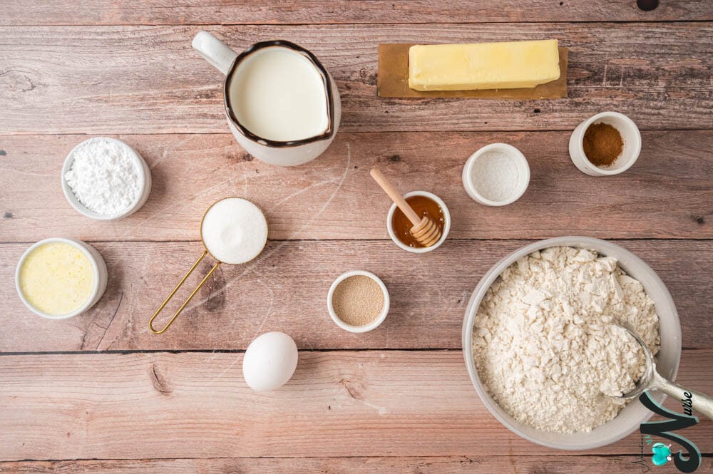 Ingredients-for-Texas-Roadhouse-Rolls