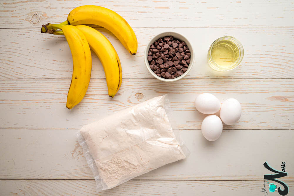 Ingredients-for-banana-bread-cake-mix.