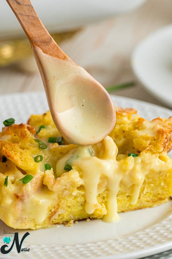 eggs-benedict-casserole-hollandaise-sauce-on