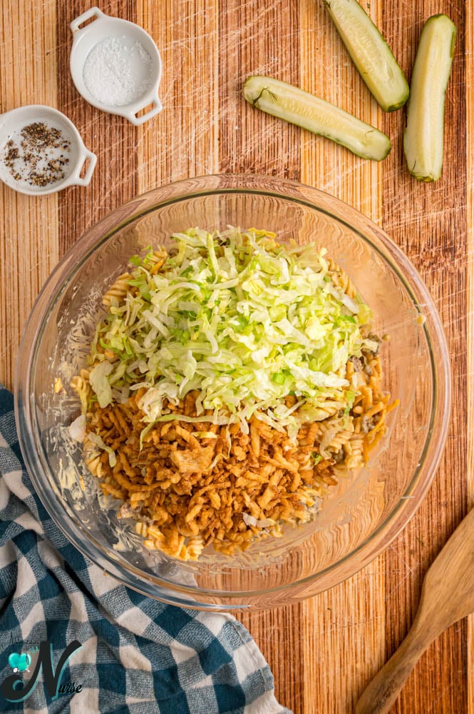 add-shredded-lettuce-to-bowl