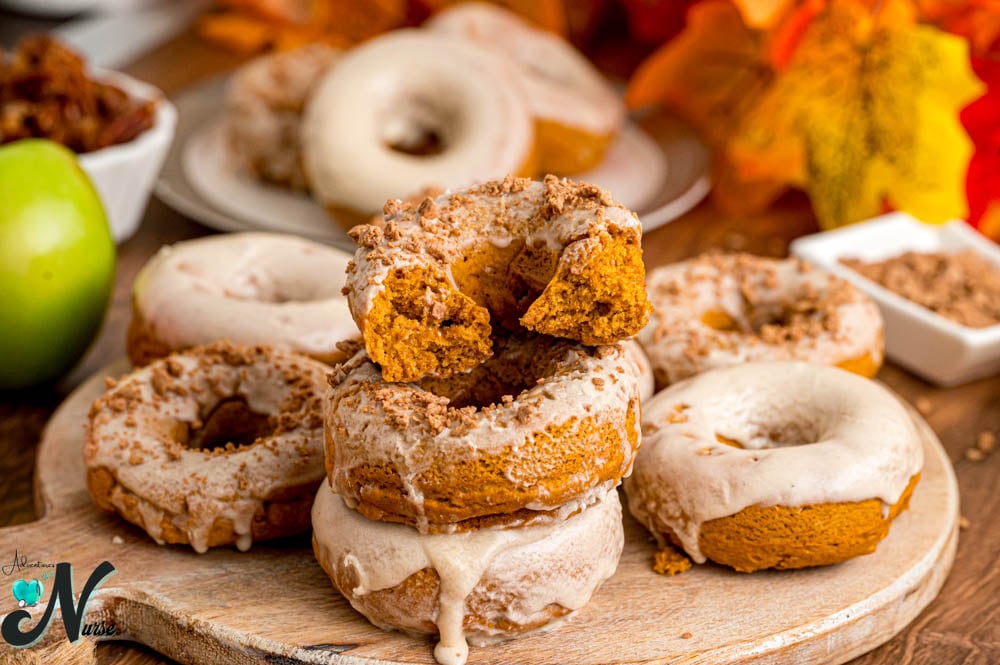 easy-pumpkin-donuts