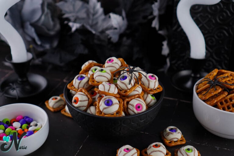 Halloween-Pretzel-Treats