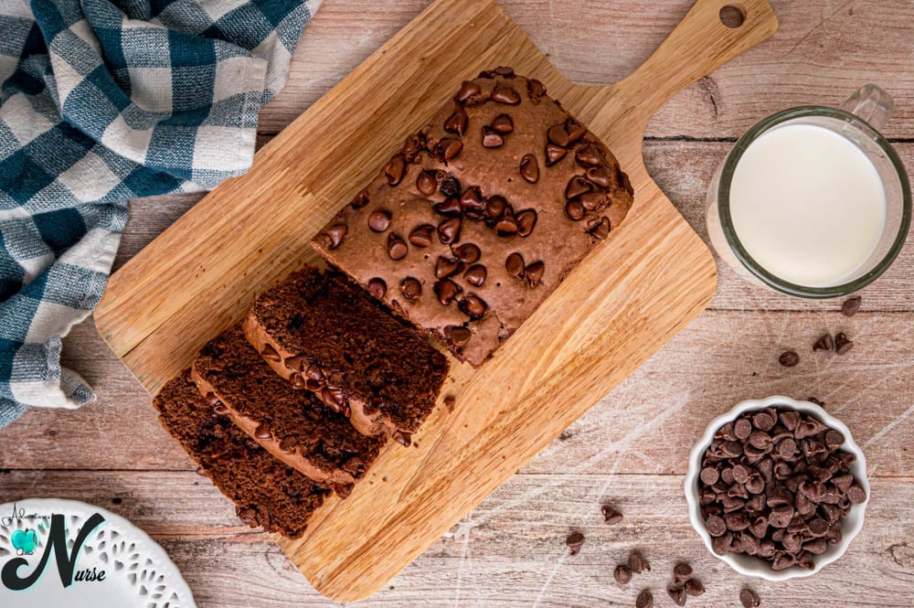 Ice-cream-bread-on-cutting-board
