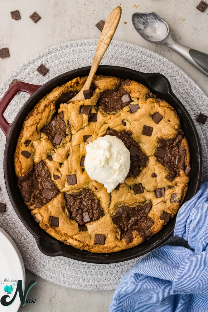 brookie cookie with ice cream