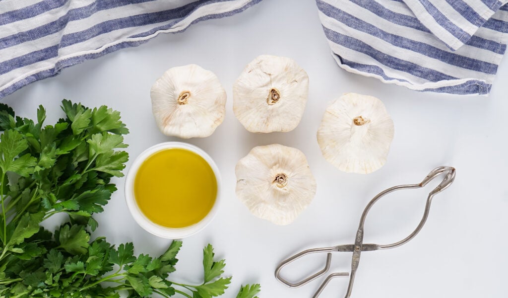 ingredients for roasted garlic